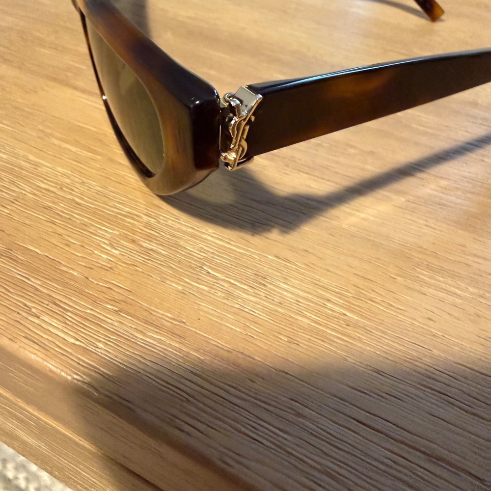 Saint Laurent Eyewear Sunglasses SL M126 003 Havana Squared RP: $508 - Picture 14 of 16